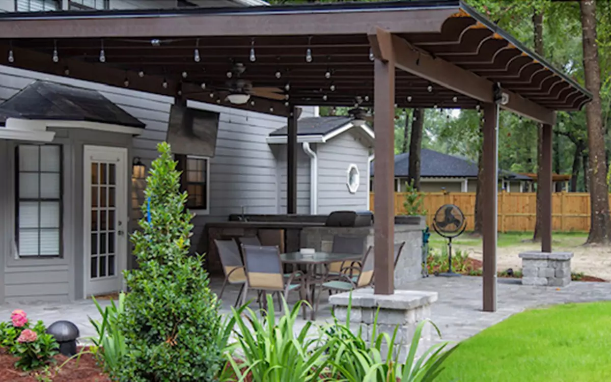 Southern Outdoor is an outdoor living and landscapes design & installation company based in Florida. southernoutdoor.co